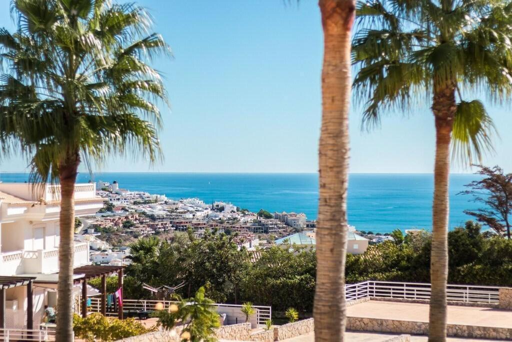 Fantastic Townhouse With Pool And Sea Views Villa Albufeira Dış mekan fotoğraf